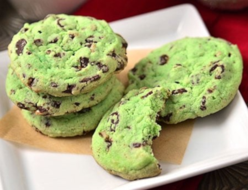 Tidy Mom's Mint Chocolate Chip Cookies