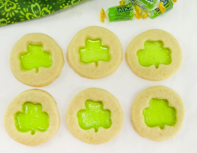 Lady and the Blog's Shamrock Cookies