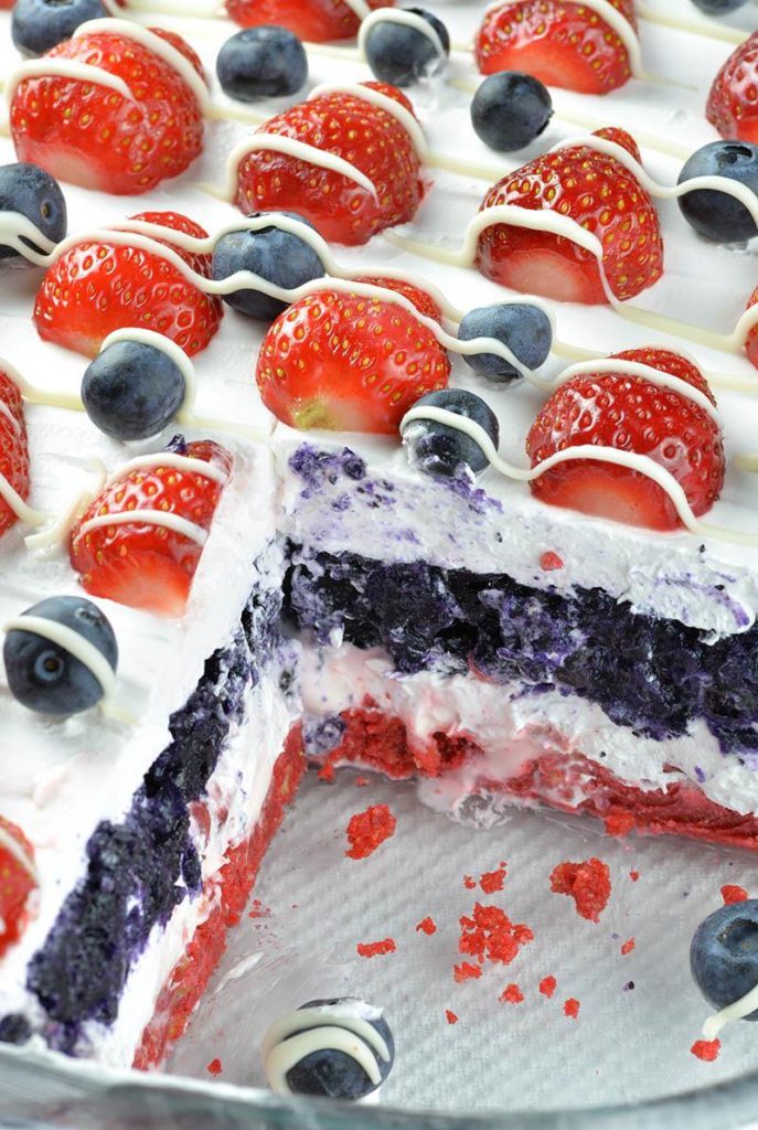 No-Bake Summer Berry Lasagna