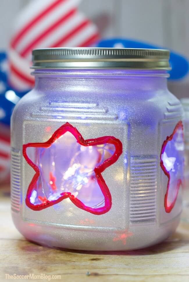 Patriotic Mason Jar Lanterns